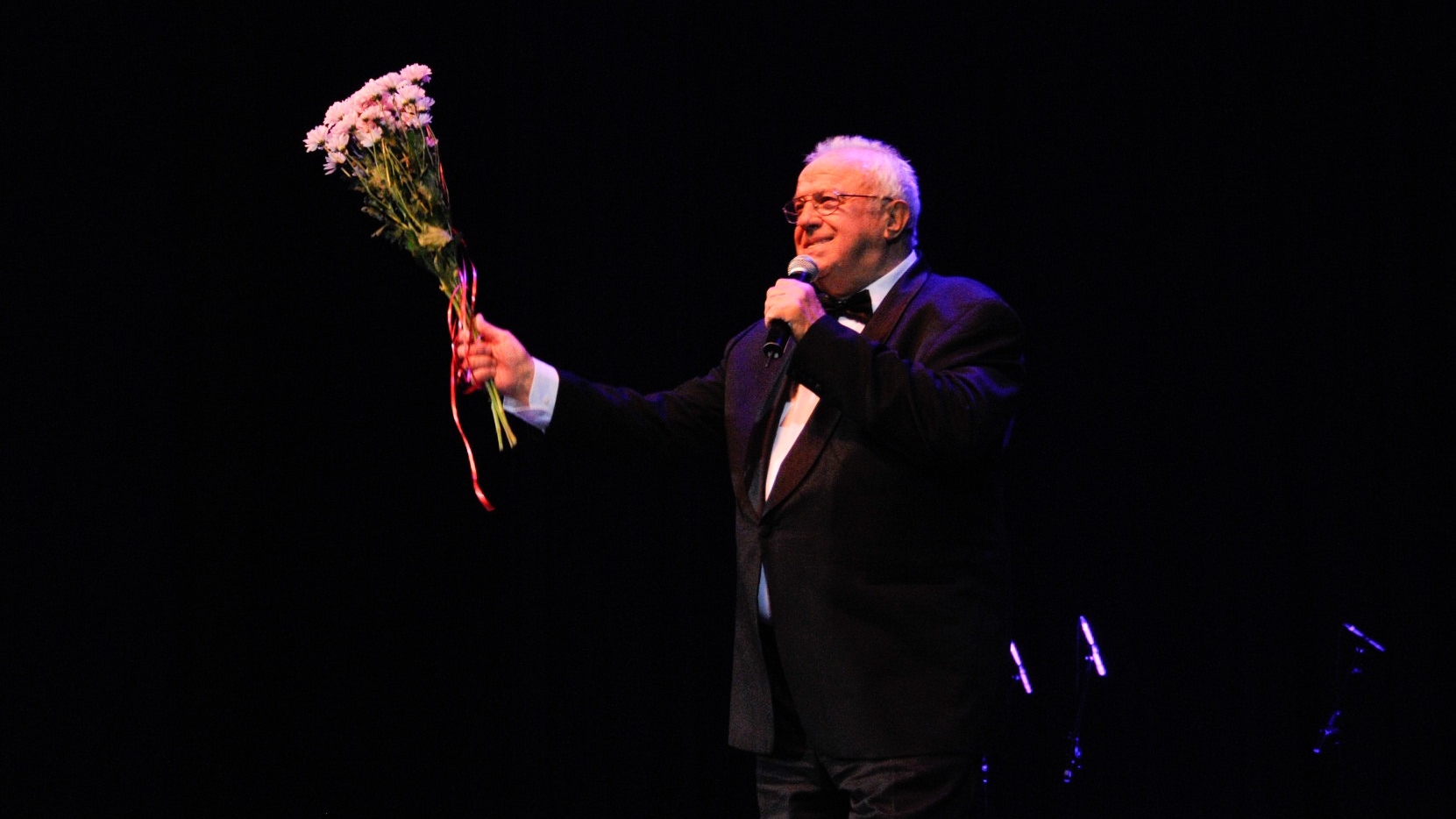 Alexandru Arsinel a ajuns din nou la spital? Unde a fost surprins fiul maestrului teatrului românesc