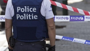 Stare de alertă în Franţa, după ce un şofer a lovit cu maşina mai multe persoane în faţa unui club de noapte!