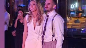 Ana Odagiu și Conrad Mericoffer au ajuns în fața altarului! Cei doi actori, nuntă cu fast. Primele imagini de la eveniment