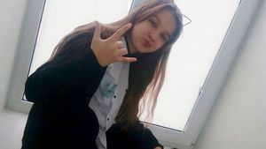 Daria a rămas însărcinată la doar 13 ani. Părinții au intrat în pământ de rușine când au aflat cine e tatăl copilului