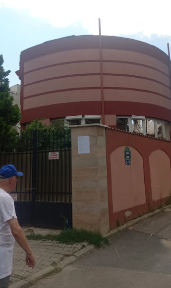 Cum arată astăzi casa lui Vasile Turcu? La 10 ani de la moartea sa, a rămas doar o ruină
