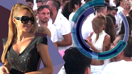 Fosta știristă de la Antenă și-a dezvăluit tatuajul la mare! Imagini în premieră