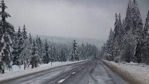 Meteo România. Ninsori, temperaturi scăzute și precipitații în mai multe zone din țară