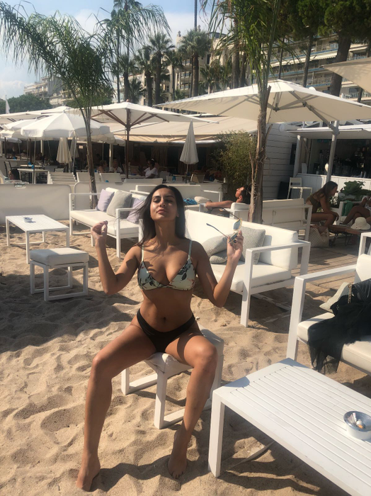 Ada a petrecut la St. Tropez cu o brigadă de miliardari