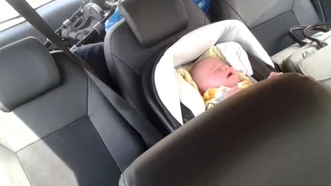 Inconstienta unor parinti din Romania! Si-au lasat bebelusul inchis in masina timp de 2 ore pentru a vizita Salina Turda!