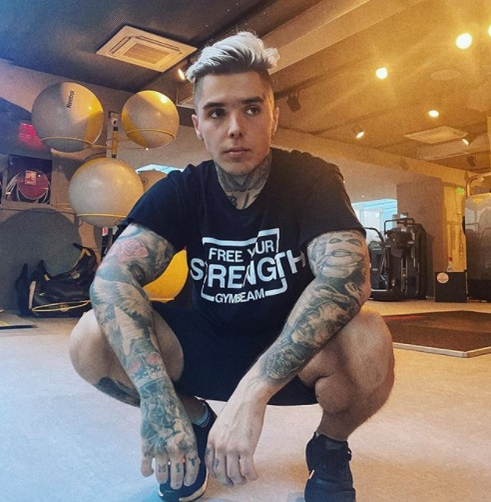 Lino Golden, controversă cu  Alex Velea