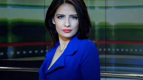 Teodora Antonescu n-a scăpat de „Cârcotaşi”!  Vedeta TVR2 îşi aminteşte mereu de greaşeala pe care a făcut-o 