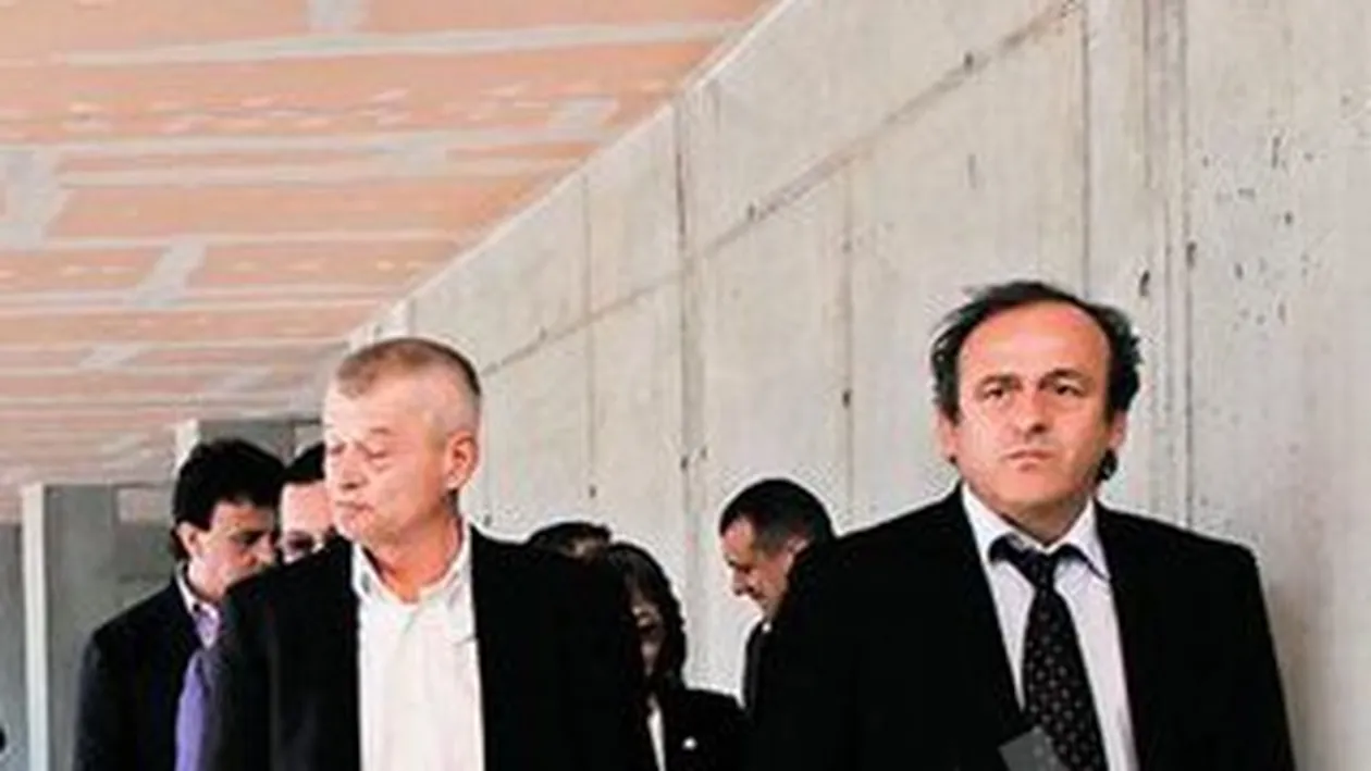 Oprescu si Platini la finala UEFA