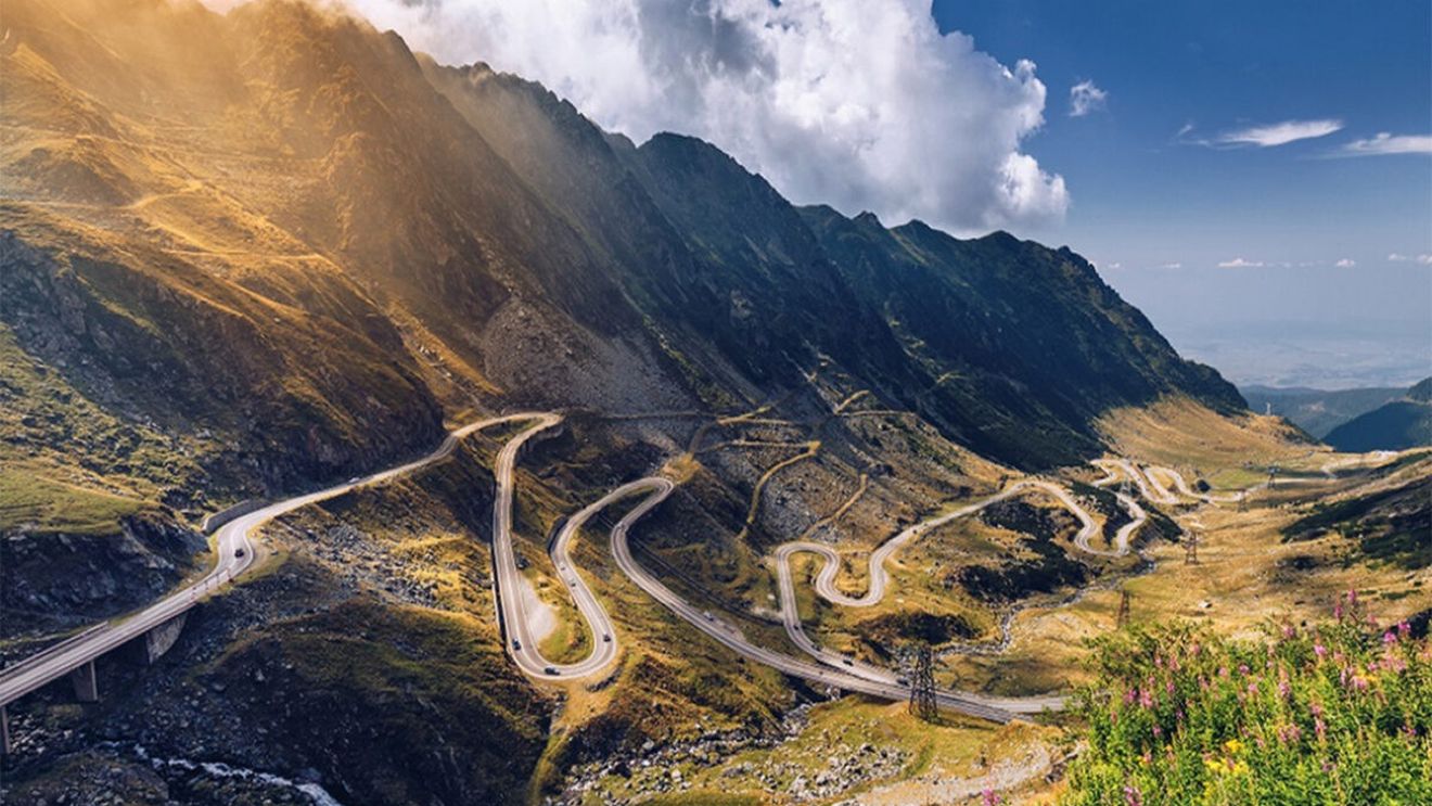 Șoseaua din România mai frumoasă decât Transalpina și Transfăgărășan. Are 106 kilometri și puțini au auzit de ea
