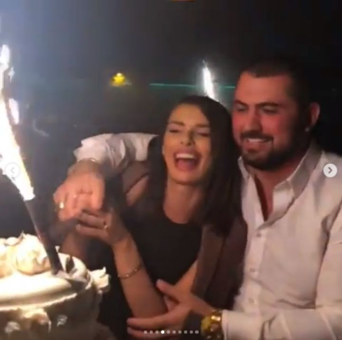 Ex-iubitul milionar al sexoaselor de la ”Fermă” tună și fulgeră, după ce Ioana Filimon și-a rupt mâna: ”Ți-am zis că nu trebuie să te joci cu Regele”