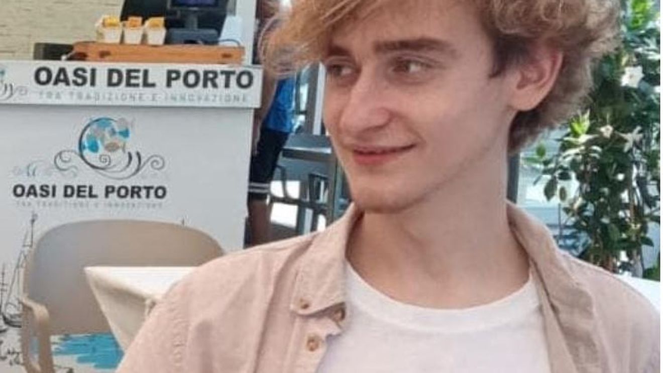 BREAKING | Cristian Bujor, de numai 20 de ani, a fost răpus de o boală incurabilă în doar 2 luni