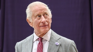 Regele Charles, umilit public din cauza fratelui său: „De cât timp știți despre Prințul Andrew și Epstein?”