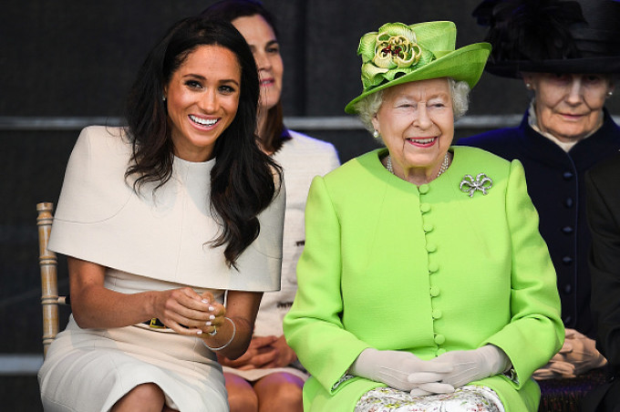 Prima ieșire a lui Meghan Markle și a Reginei Elisabeta a II-a, analizată la sânge de experții în limbajul trupului