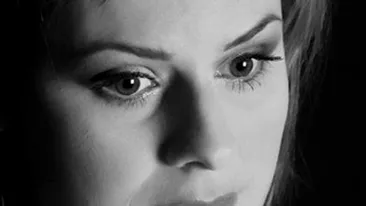 Mama Malinei Olinescu renunta la partea ei din averea fiicei