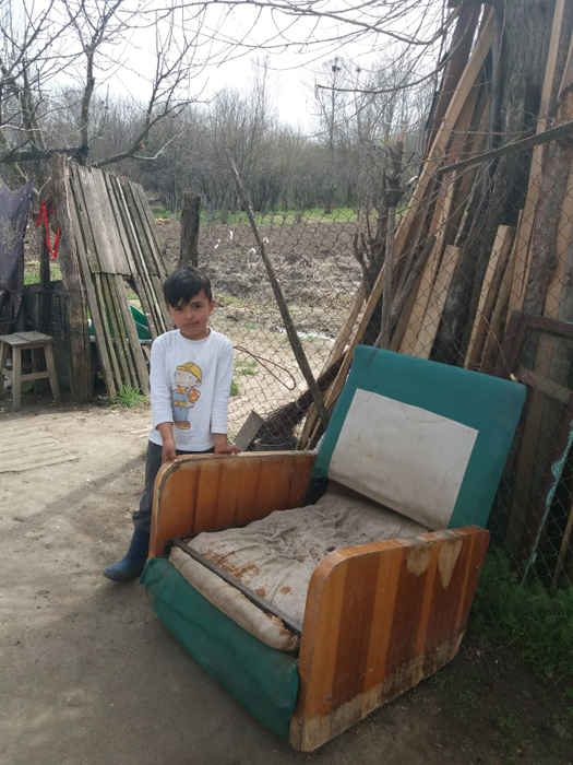 Cornel s-a născut la doi ani după moartea lui Cristi