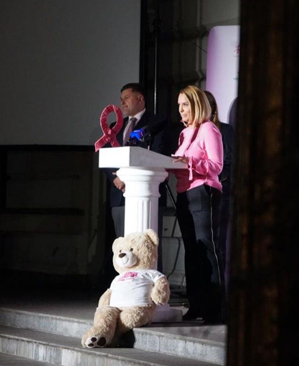 Uite ce face Andreea Esca la sală: ”Poate nu-mi mai intră sacoul, că jar mănânci!”