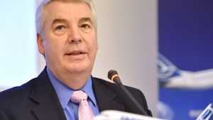 Anunţul făcut în urmă cu puţin timp! Directorul TAROM a fost demis! Iată cine i-a luat locul