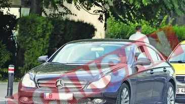 Chivu se uita dupa femei pe strada