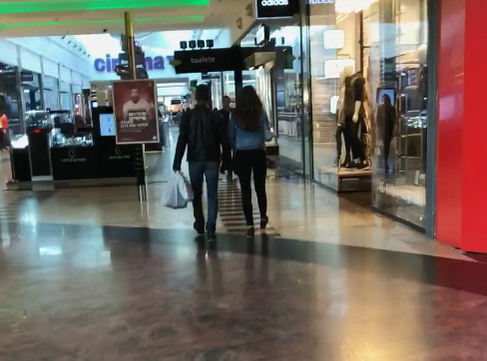 Remus Truică a făcut ”anticameră” la mall