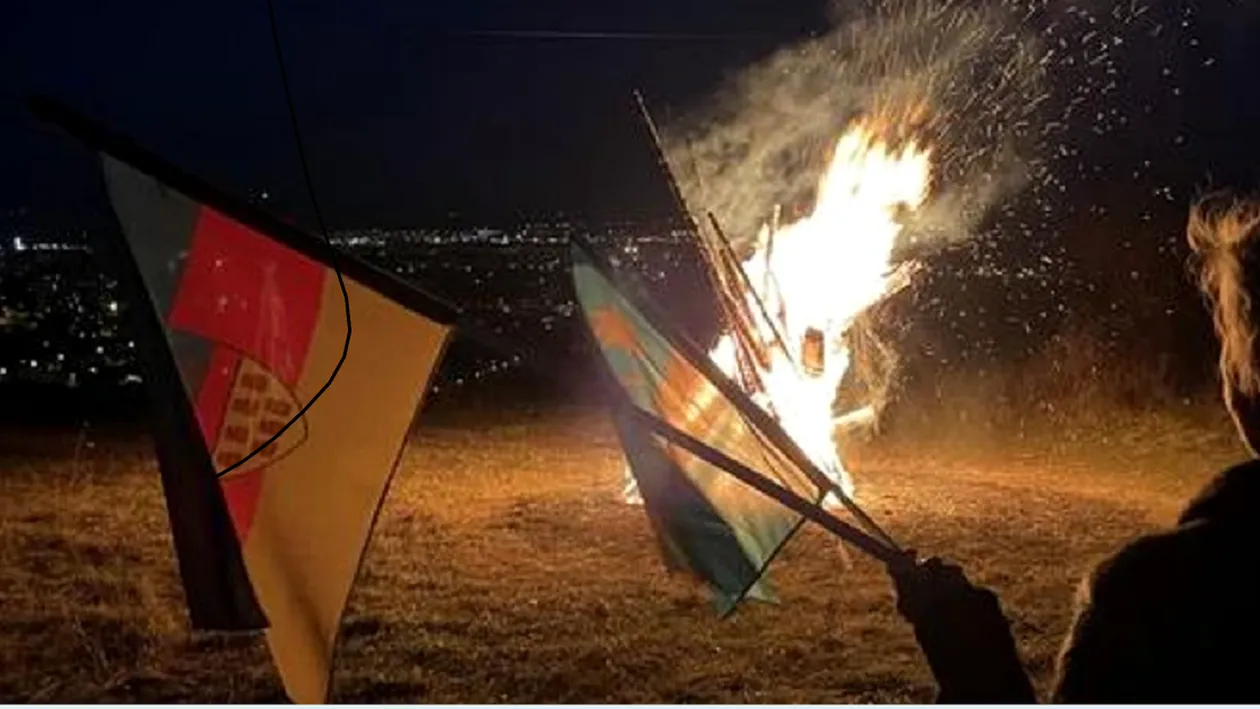 Focuri de veghe în peste 100 de localități din România. Maghiarii cer cărți de identitate secuiești și autonomie teritorială