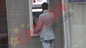 Varga a "spart" un bancomat