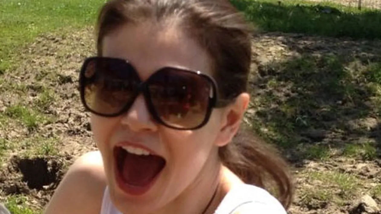 Cine i-a provocat reactia asta lui Moni? Da click sa vezi continuarea imaginii!