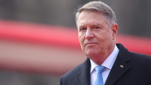 Cum arată Krista, sora lui Klaus Iohannis? A fost publicată unica imagine cu ruda fostului președinte