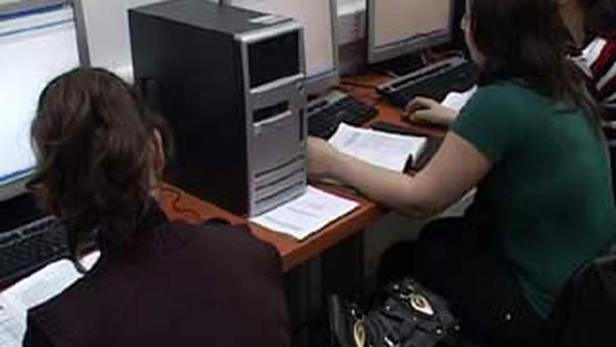 Avem o tara de calculatoristi! Aproape jumatate din numarul candidatilor la BAC sunt utilizatori experimentati!