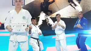 El este primarul-sensei din Scărișoara!