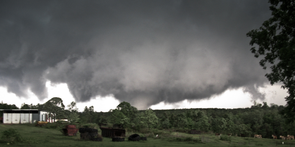 O tornadă a făcut ravagii în Alabama. Vântul a suflat cu 250 km/h, iar bilanțul deceselor este cutremurător | VIDEO