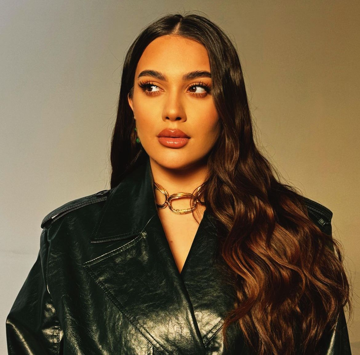 Betty Salam nu îi poate spune „mamă” soacrei sale. Sursă foto: Instagram