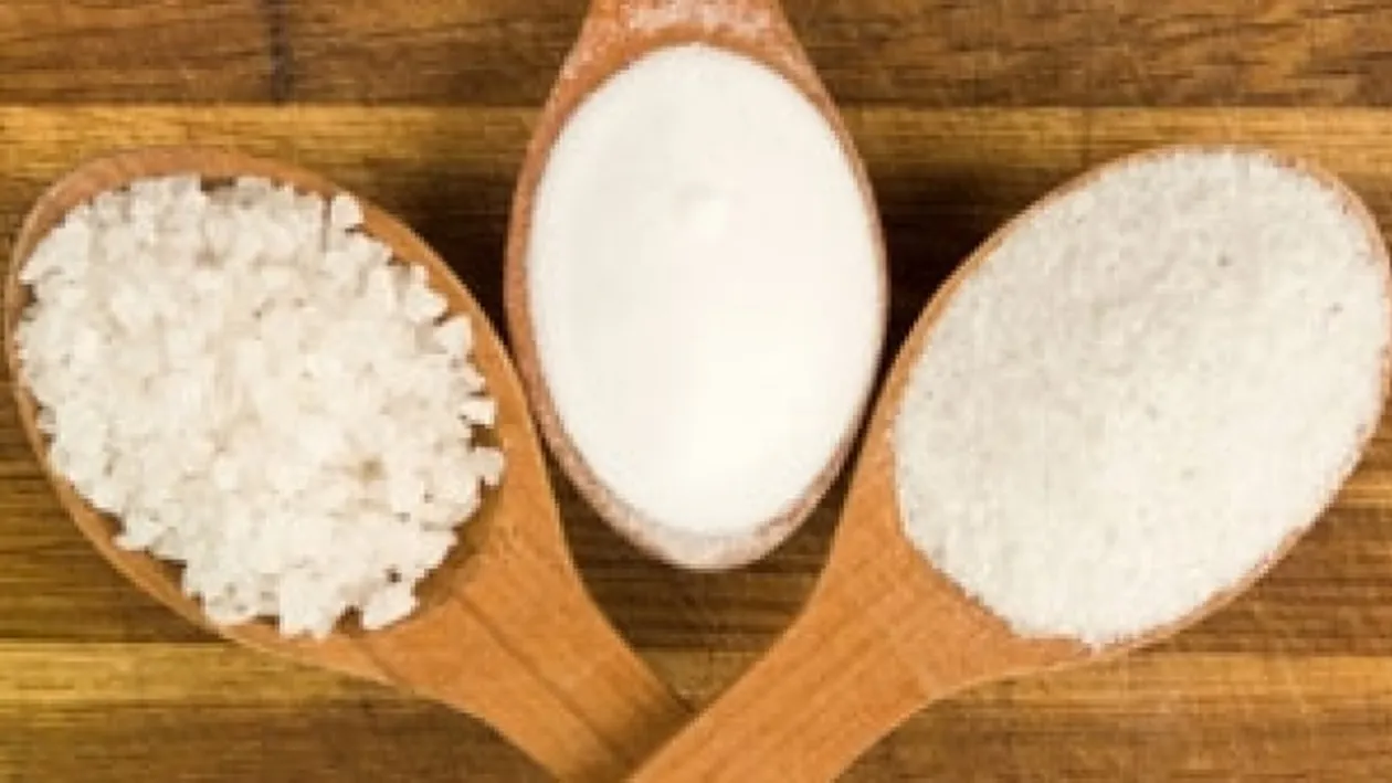 Pune sare în demachiant și vei avea parte de o mare surpriză plăcută! E secretul make-up artiștilor! Alte rețete de succes