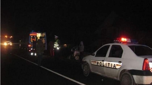 Accident cumplit în Ialomița! Un mort și 6 răniți în urma impactului dintre o mașină și o căruță