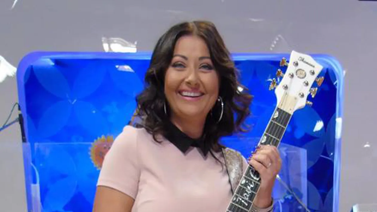 GABRIELA CRISTEA renunţă la televiziune? Vedeta a ,,îmbrăţişat’’ o nouă meserie:,,Spor la treabă‘’