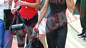 Cheeky Girls, la un pas de faliment