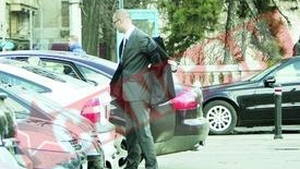 Si-a parasit copilul pentru amant!