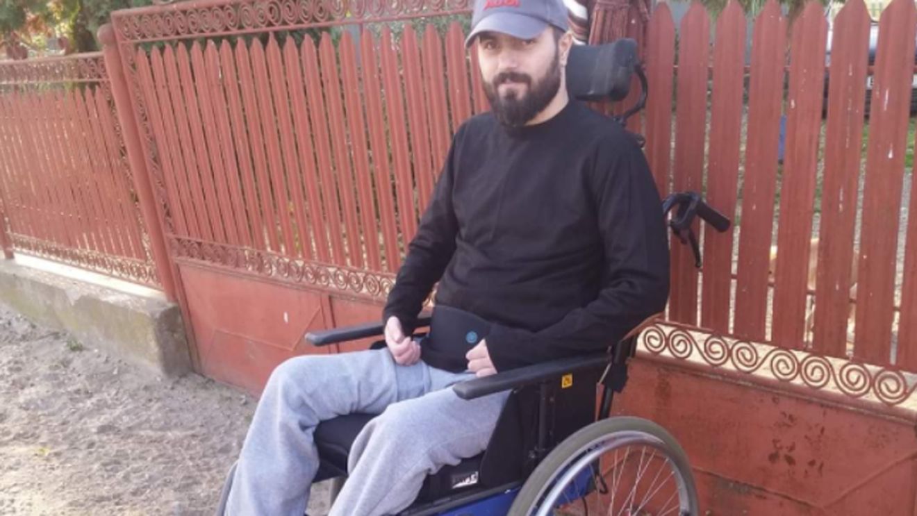 Povestea tristă a lui Ştefan Cătălin, un bărbat de 35 de ani din Bolintin Vale: "Visam să devin frizer! Azi, scopul meu este altul"