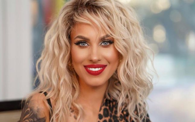 Amna a trecut peste divorț: ”Sunt bine acum pentru că eu...”