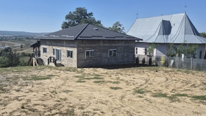 Locuiești la curte? Unde ai voie să îți faci toaleta, ca să nu îți superi vecinul