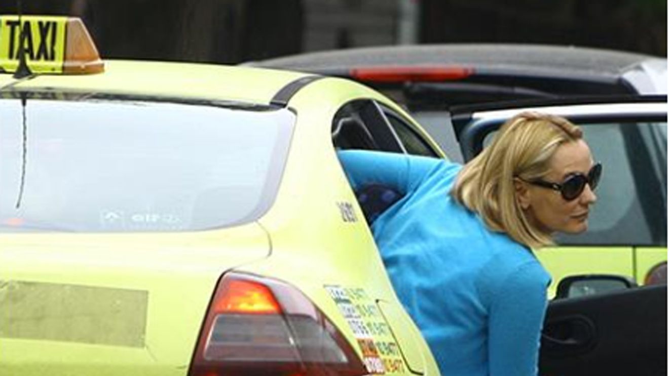 Cât a lăsat bacșiș Andreea Esca unui taximetrist, pentru o cursă de 6 lei, în Mamaia. "Nu mi-a venit să cred!"