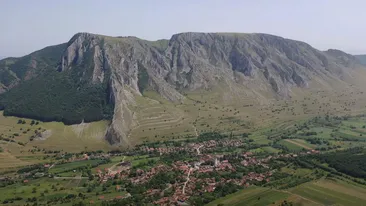 Satul din România unde soarele răsare de două ori, în aceeași dimineață. Care este explicația pentru fenomenul unic