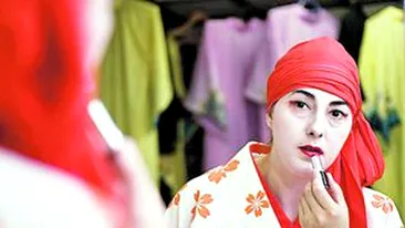 Croitoreasa din Bucuresti, gheisa in Japonia!