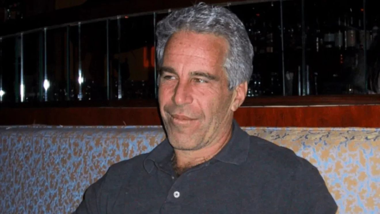 Noi controverse în jurul morții lui Jeffrey Epstein. Nu s-ar fi sinucis, de fapt