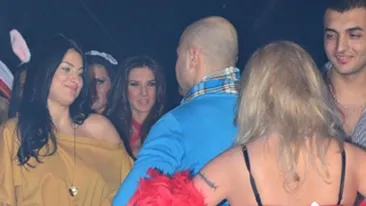 Razboi cu tenta sexuala intre Mihai Mitoseru si Pamela de Romania: Te-as lua acasa, dar n-am bani la mine - Nesimtitule, te credeam amic!