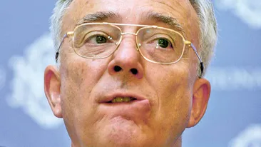 Mugur Isarescu a primit o veste foarte proasta! Vezi ce probleme financiare are guvernatorul BNR!