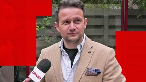 A iertat-o ca prin magie! Robert Tudor face mărturisiri despre relația cu mama care a vrut să-l abandoneze