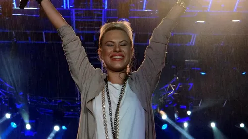 Ea este prima cântăreaţă din România care urca pe aceeaşi scenă cu Adele, PSY şi Pitbull: La asta chiar nu m-am aşteptat