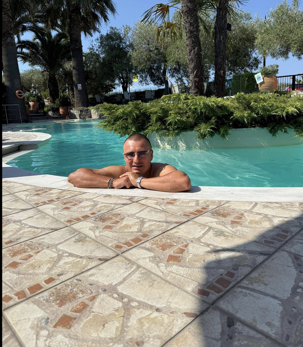 Marius Moise, bărbatul care a hărțuit-o pe Oana Monea la Insula iubirii 2023, de nerecunoscut. S-a schimbat total după ce s-a făcut de râs la Antena 1