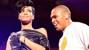 Rihanna, nesatula dupa pumnii lui Chris Brown. Formeaza din nou un cuplu