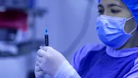 Aproape 16.000 de persoane au fost imunizate în ultimele 24 de ore! 11.000 de români au primit prima doză de vaccin